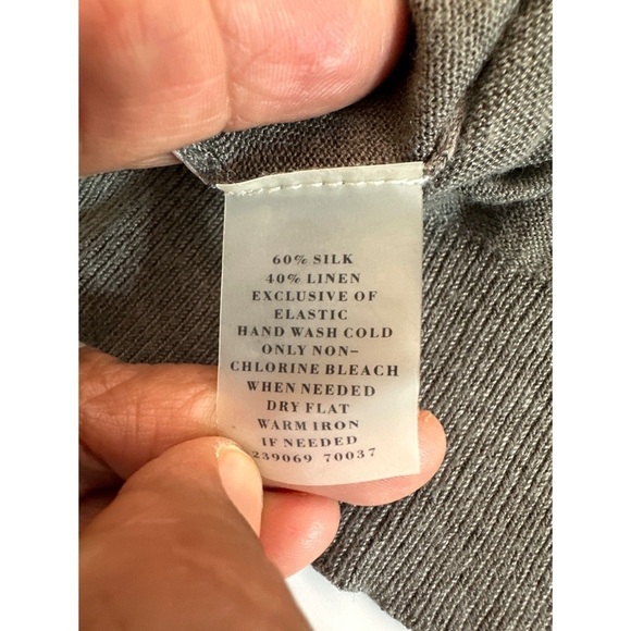 Ann Taylor Silk Blend V-Neck Button Down Cardigan - Picture 8 of 11